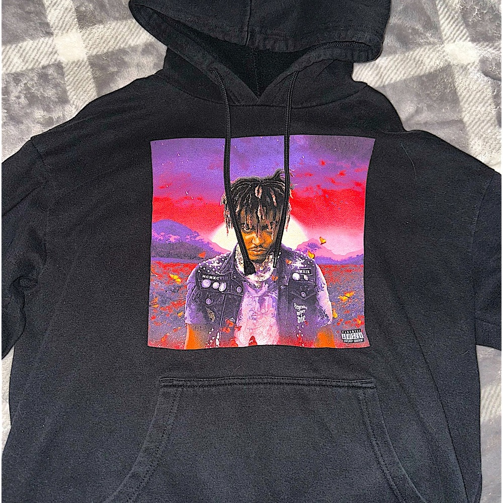 Juice WRLD medium unisex hoodie with Juice WRLD design on front